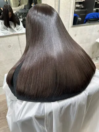 ロング 小林 伊織のヘアスタイル