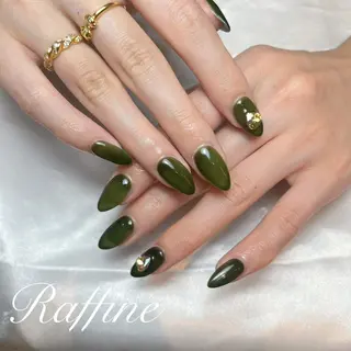 ネイル RAFFINE 月🦋🩵のネイルデザイン