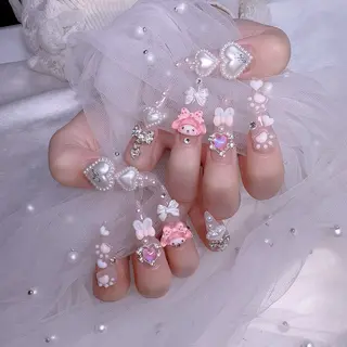ネイル UMI ネイルサロン新宿🎀のネイルデザイン