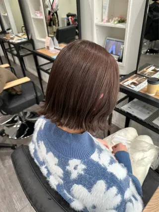 カラー KOKORO 中村 朱里のヘアスタイル
