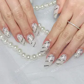 ネイル Queenie 🦋のネイルデザイン