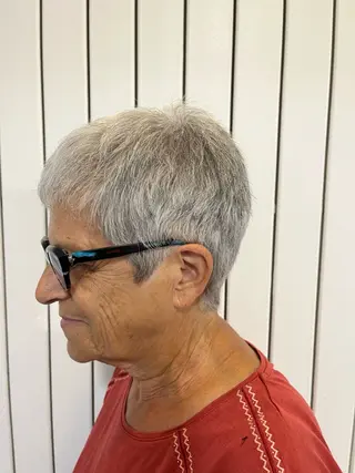 ショート アトリエJDパリ　アトレ川崎店所属・外山 弦聖のヘアスタイル