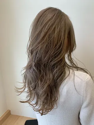 ロング カラー sato manamiのヘアスタイル