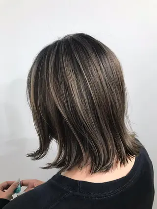 ショート タカハシ ユウキのヘアスタイル