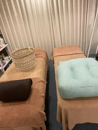 美容鍼灸サロン mahoroba院長のエステ・リラクイメージ