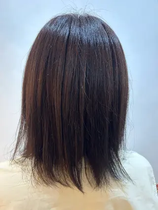 ミディアム カラー 長田 有紗のヘアスタイル