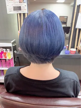 ショート ヴェチカヘア京橋所属・脱白髪染め カミタニのヘアスタイル