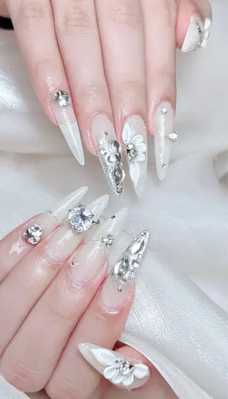ネイル M🌷nail 長さだし専門店のネイルデザイン