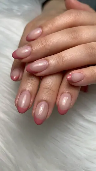 ネイル Blessed:N ブレストのネイルデザイン