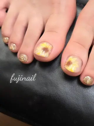 ネイル fujinail(バーバーフジノ)所属・藤野 智美のネイルデザイン