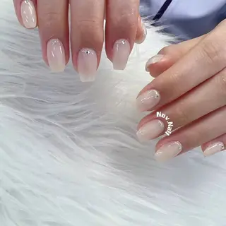 ネイル ノブ.ネイルサロン所属・ノブ ネイルのネイルデザイン