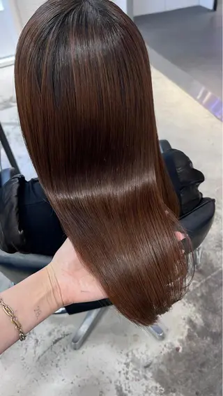 ロング カラー 阿久津真衣 似合わせカットのヘアスタイル