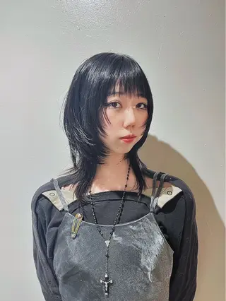 セミロング カラー キッズ 透明感、暖色カラー 似合わせレイヤー矢作のヘアスタイル