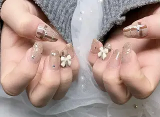 ネイル NiNa ビューティーサロン所属・Ni Naのネイルデザイン