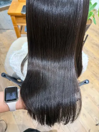 セミロング カラー Riposo.所属・✨艶髪✨ 奈須晴香のヘアスタイル