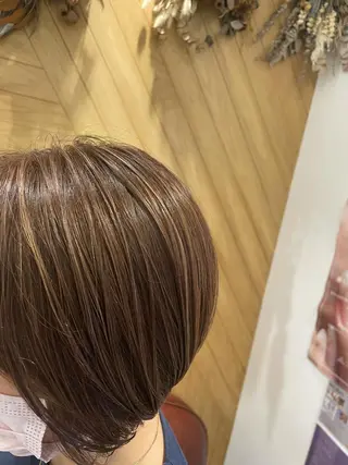 ショート カラー 鈴村 大介のヘアスタイル