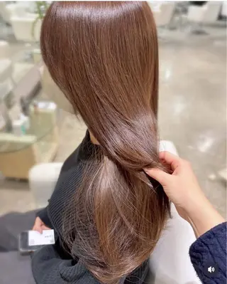 セミロング yui/色気カラー /コテ巻き風パーマのヘアスタイル