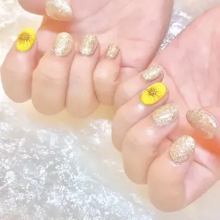 ネイル 山腰 光莉のネイルデザイン