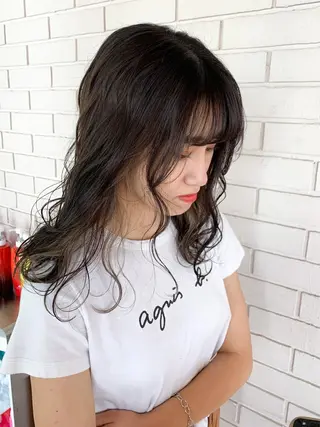 セミロング カラー 杉村 未来のヘアスタイル