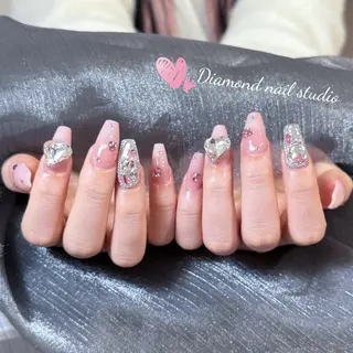 ネイル Ena 🧸のネイルデザイン