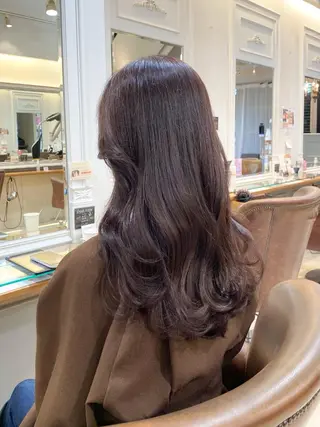 ロング カラー Neolive 千尋のヘアスタイル