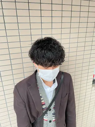 ショート カラー パーマ ヘアアレンジ メンズ アイブロウ スパイキー/フェザー /波巻き/かいとのヘアスタイル