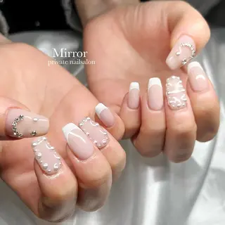 ネイル nailsalon Mirrorのネイルデザイン