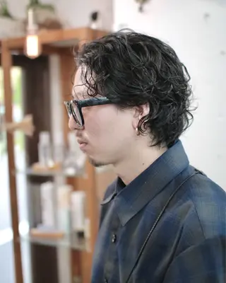 ミディアム パーマ メンズ 木村陸弥 似合わせ 透明感カラー🌿のヘアスタイル