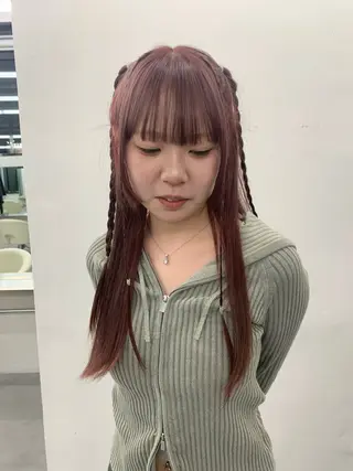 カラー ヘアアレンジ ハイトーン /愛子のヘアスタイル