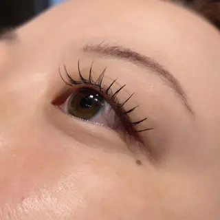 マツエク・マツパ 艶髪カラー💙ྀི/ アイ兼任👀/ミナルのヘアスタイル