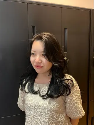 セミロング カラー 今井 香奈恵のヘアスタイル