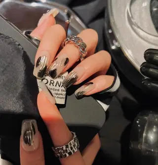 ネイル Queens マオのネイルデザイン