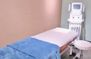 うなじ/もみあげ脱毛 ヴィシェーン佐藤のその他イメージ