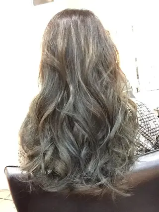 ロング 関口 友行のヘアスタイル