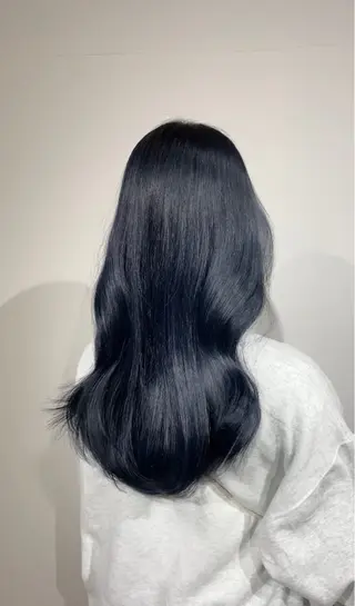 ロング カラー 鳴海 稜真のヘアスタイル