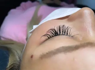 SESUNNY セサニー SEIRAのマツエク・マツパデザイン