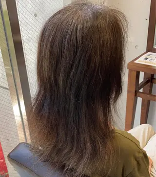 ショート 【白髪ぼかし】 愛甲竜佑のヘアスタイル