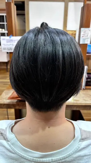 ショート 花澤 紗更のヘアスタイル