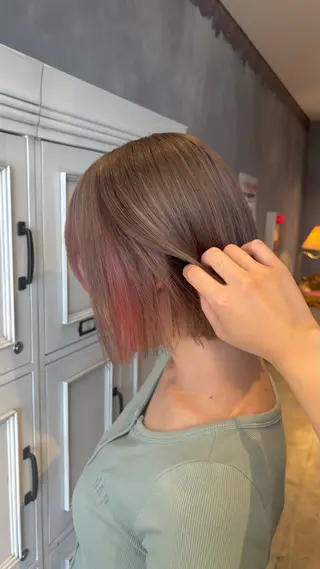 ショート カラー 長瀬 友唯のヘアスタイル