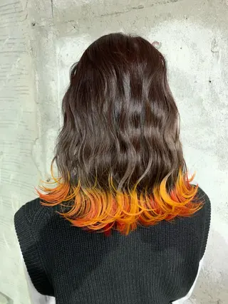 セミロング カラー 花巻 真晃のヘアスタイル