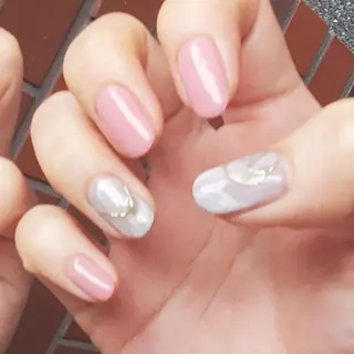 ネイル MOM  原宿店所属・MoM マムネイル原宿のネイルデザイン