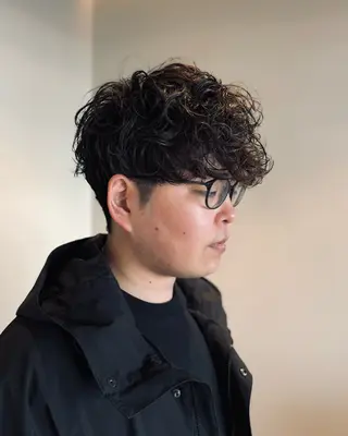 パーマ メンズ スパイキーショート 大人パーマ 丸山のヘアスタイル