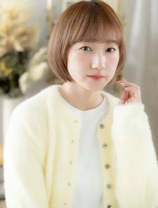 ショート カラー 💧艶髪ストレート ✨ロング／府川直樹のヘアスタイル