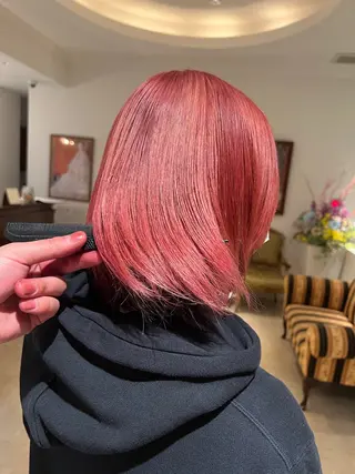 ミディアム カラー カラースペシャリスト ・齊藤 羽瑠輝のヘアスタイル