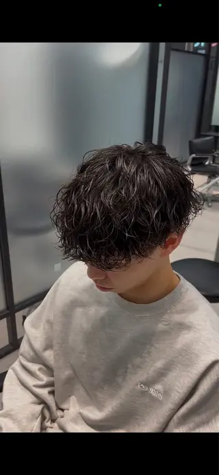 ショート パーマ メンズ 心斎橋/メンズパーマ ブリーチ/ハイトーンのヘアスタイル