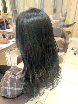 ロング カラー Dears 香芝店所属・関 優希のヘアスタイル