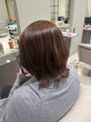 ミディアム カラー 井上 未悠のヘアスタイル