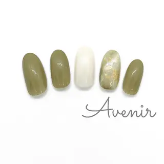 ネイル Avenir 表参道 nail＆eye予約のネイルデザイン