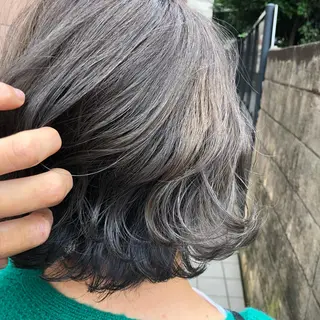 ショート カラー パーマ 髪質改善、エクステ 山口卓哉のヘアスタイル