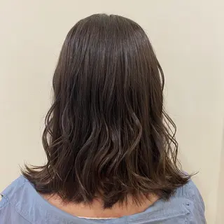 ミディアム 艶カラー/韓国風ヘア 🩵shioneのヘアスタイル